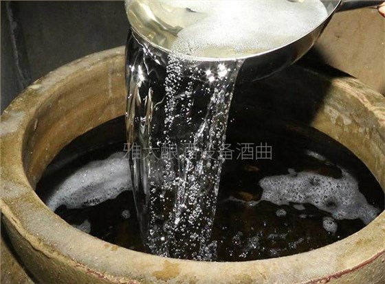 用純糧釀酒設(shè)備釀造的糧食酒儲(chǔ)存時(shí)間越長口感越好 用純糧釀酒設(shè)備釀造的糧食酒儲(chǔ)存時(shí)間越長口感越好