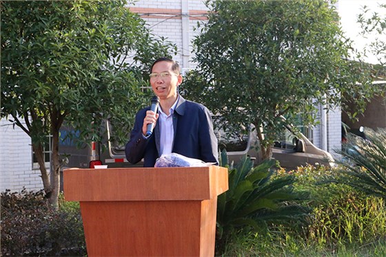 胡總發(fā)言 胡總發(fā)言