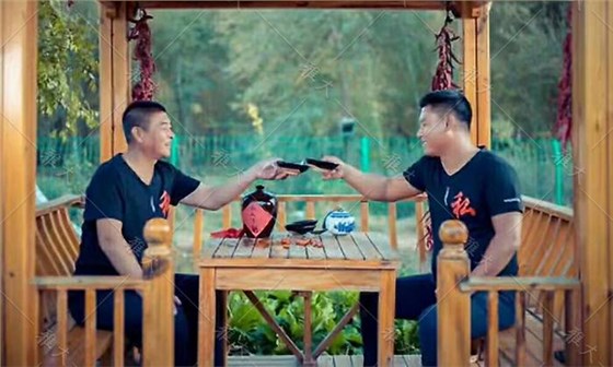 中年男人喝白酒要注意啥？用燒酒設(shè)備做酒的老師傅告訴您答案5
