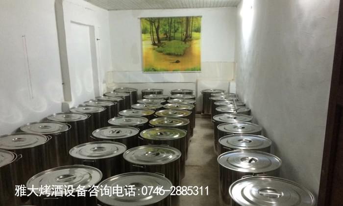【烤酒設(shè)備】建好恒溫發(fā)酵室，冬季釀酒不用愁