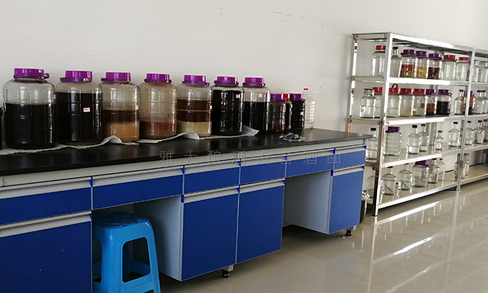 雅大燒酒設(shè)備廠各種健康養(yǎng)生酒歡迎您來品嘗 雅大燒酒設(shè)備廠各種健康養(yǎng)生酒歡迎您來品嘗